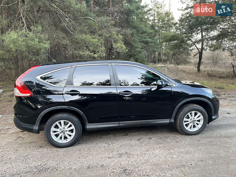 Внедорожник / Кроссовер Honda CR-V 2013 в Полтаве