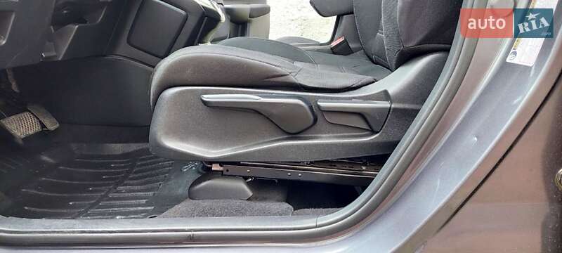 Внедорожник / Кроссовер Honda CR-V 2019 в Ужгороде