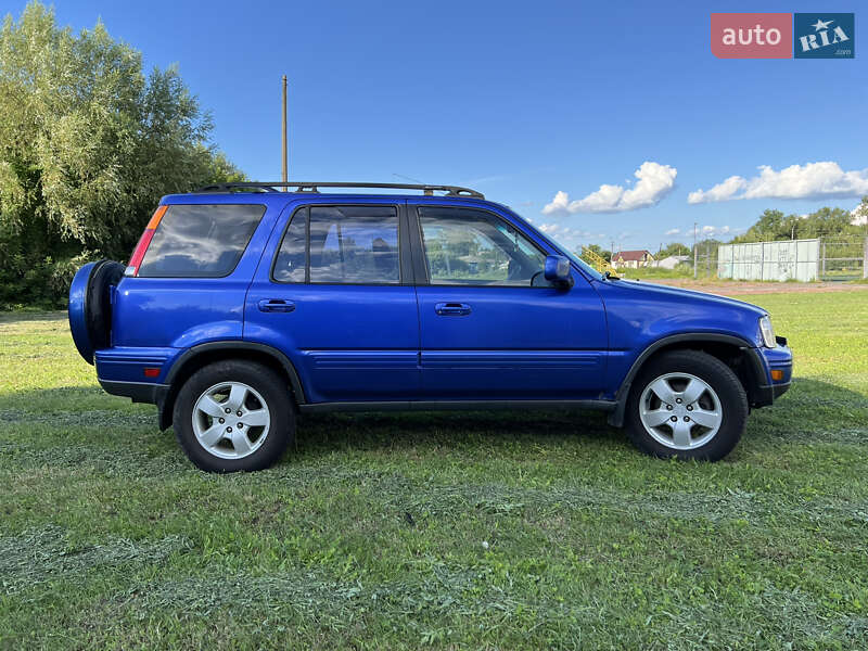 Внедорожник / Кроссовер Honda CR-V 2001 в Киеве