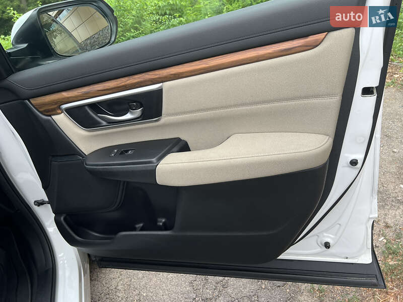 Позашляховик / Кросовер Honda CR-V 2021 в Дніпрі