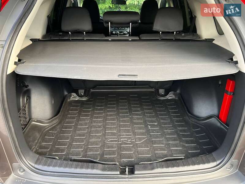 Внедорожник / Кроссовер Honda CR-V 2013 в Самборе