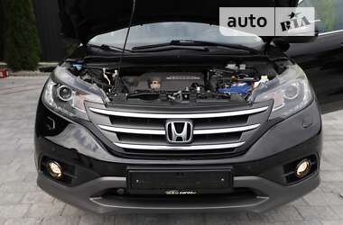 Внедорожник / Кроссовер Honda CR-V 2014 в Дрогобыче