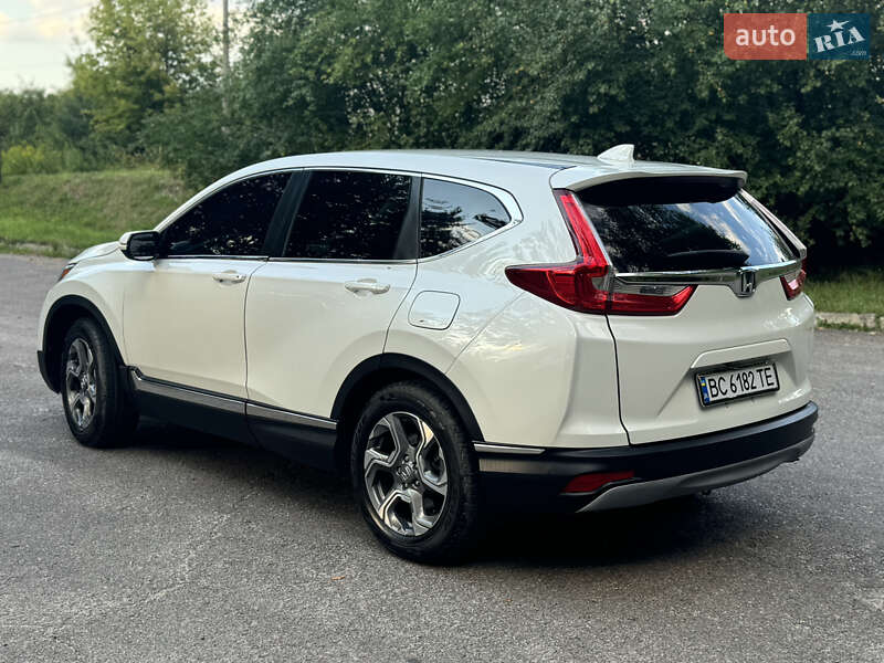 Позашляховик / Кросовер Honda CR-V 2018 в Львові