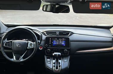 Внедорожник / Кроссовер Honda CR-V 2018 в 