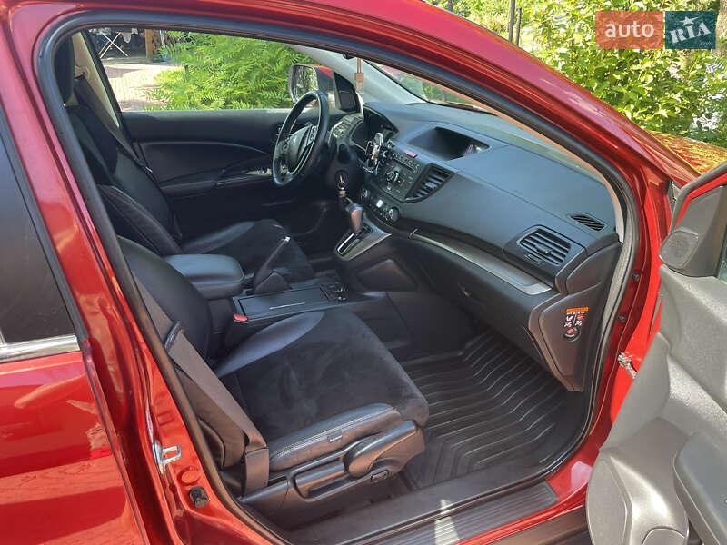 Внедорожник / Кроссовер Honda CR-V 2013 в Гоще