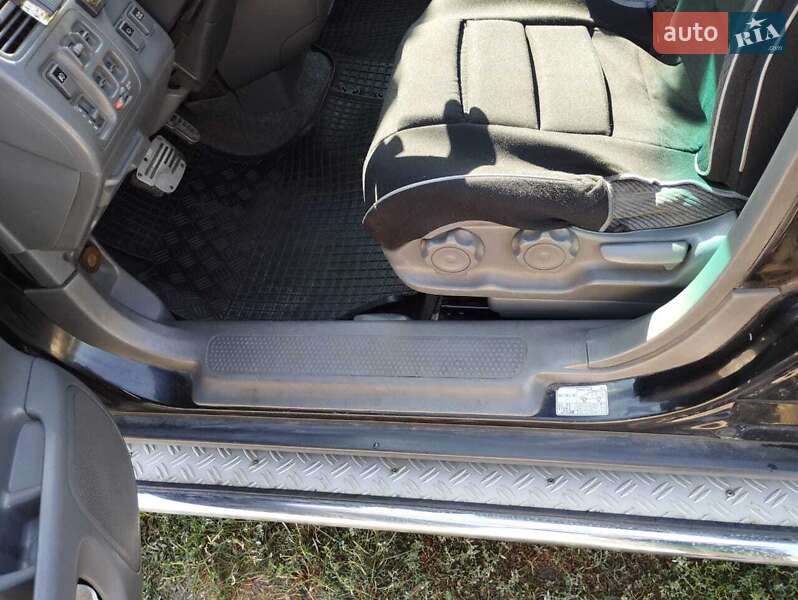 Внедорожник / Кроссовер Honda CR-V 1999 в Черкассах