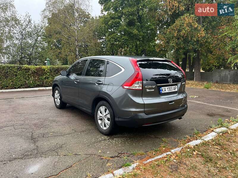 Позашляховик / Кросовер Honda CR-V 2013 в Києві