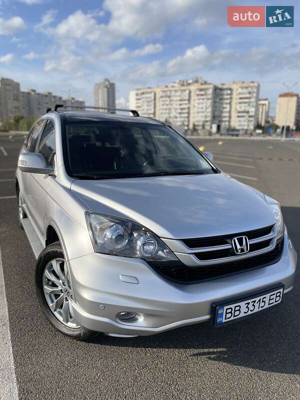 Внедорожник / Кроссовер Honda CR-V 2011 в Киеве