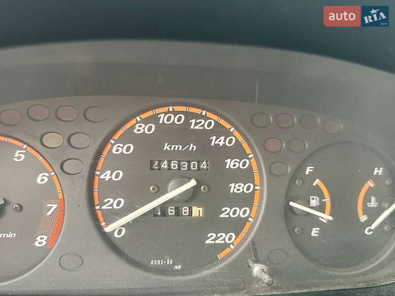 Внедорожник / Кроссовер Honda CR-V 1999 в Киеве