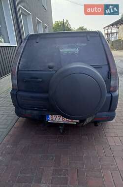 Позашляховик / Кросовер Honda CR-V 2005 в 