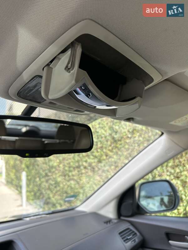 Внедорожник / Кроссовер Honda CR-V 2013 в Киеве