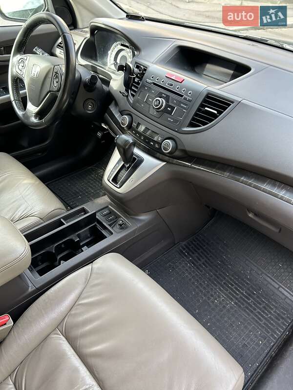 Внедорожник / Кроссовер Honda CR-V 2013 в Киеве