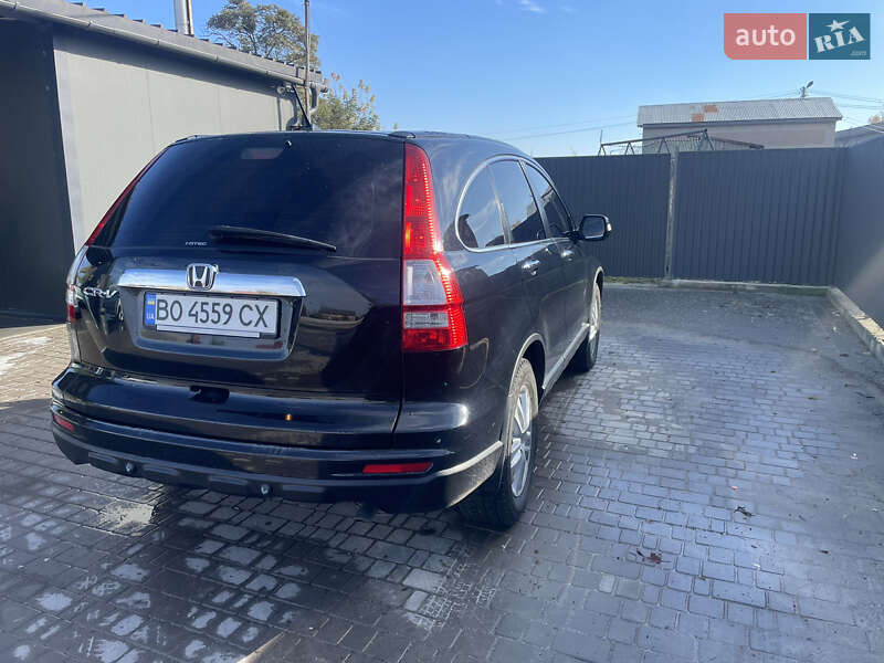 Позашляховик / Кросовер Honda CR-V 2011 в Тернополі