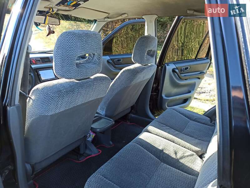 Позашляховик / Кросовер Honda CR-V 1998 в Демидівці