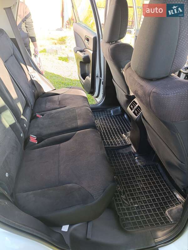 Позашляховик / Кросовер Honda CR-V 2013 в Новояворівську