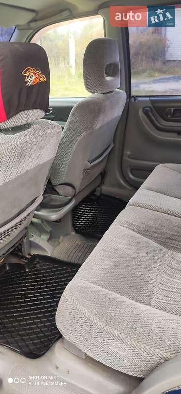 Внедорожник / Кроссовер Honda CR-V 1998 в Ладыжине