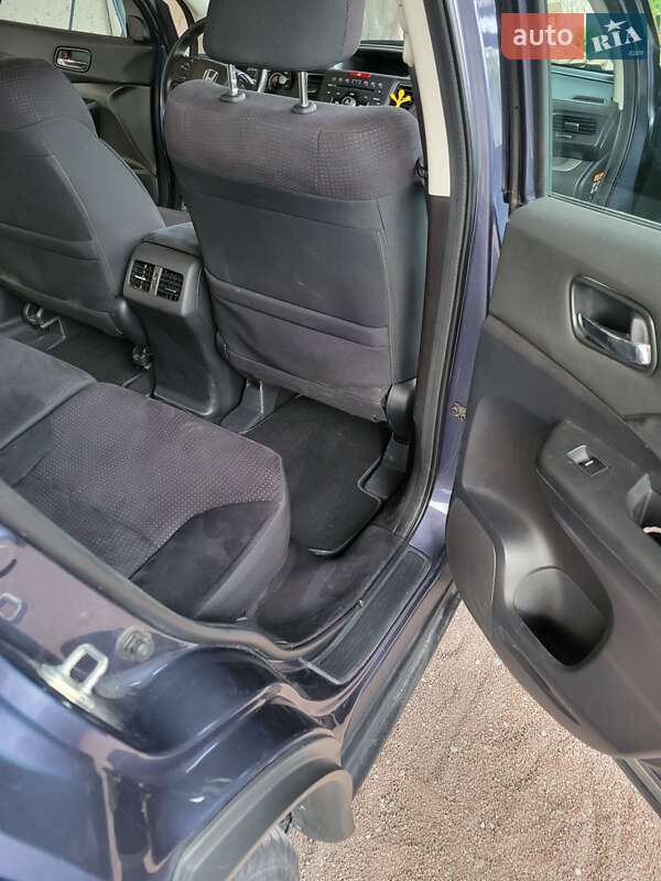 Внедорожник / Кроссовер Honda CR-V 2013 в Збараже