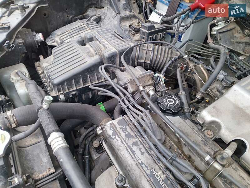 Внедорожник / Кроссовер Honda CR-V 1999 в Киеве