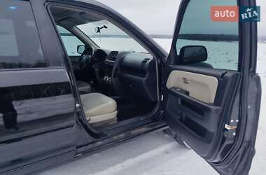 Позашляховик / Кросовер Honda CR-V 2004 в Умані