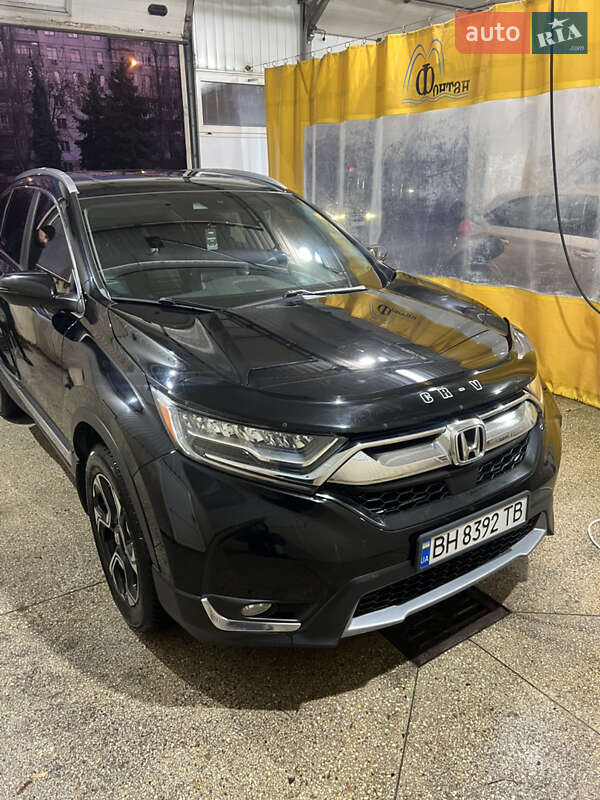 Внедорожник / Кроссовер Honda CR-V 2017 в Одессе