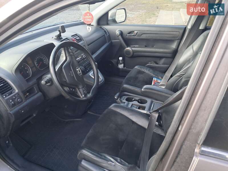 Внедорожник / Кроссовер Honda CR-V 2011 в Кельменцах