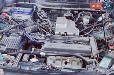 Внедорожник / Кроссовер Honda CR-V 1999 в 