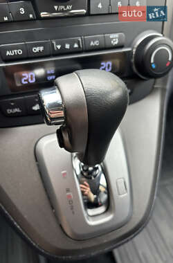 Внедорожник / Кроссовер Honda CR-V 2011 в 