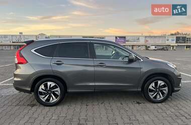 Позашляховик / Кросовер Honda CR-V 2016 в Чернівцях