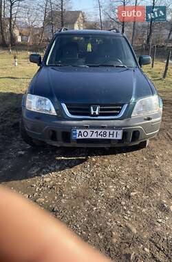 Внедорожник / Кроссовер Honda CR-V 1997 в Хусте