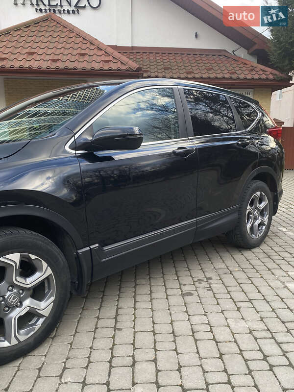 Внедорожник / Кроссовер Honda CR-V 2017 в Львове