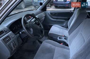 Позашляховик / Кросовер Honda CR-V 1997 в 