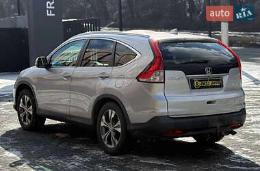 Внедорожник / Кроссовер Honda CR-V 2013 в Черновцах