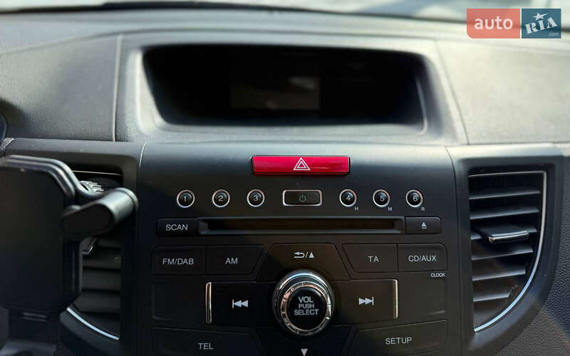 Внедорожник / Кроссовер Honda CR-V 2013 в Черновцах