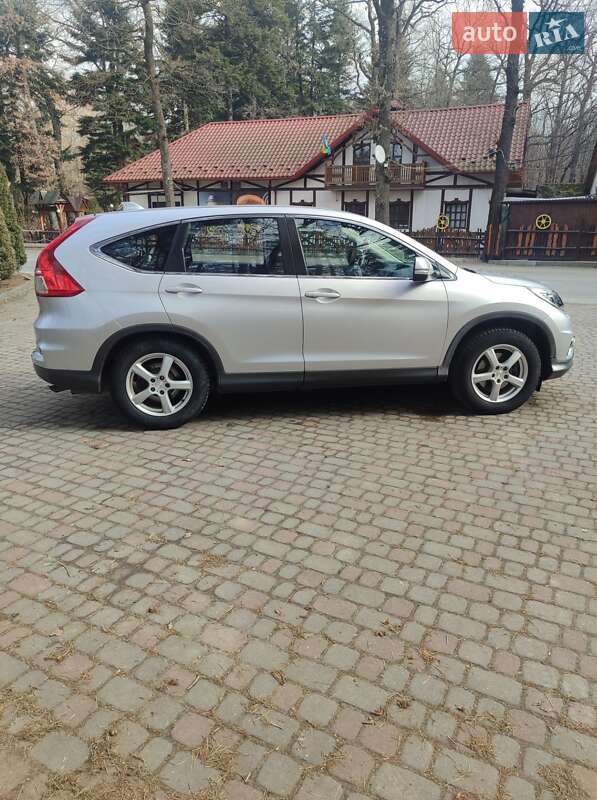 Позашляховик / Кросовер Honda CR-V 2015 в Трускавці