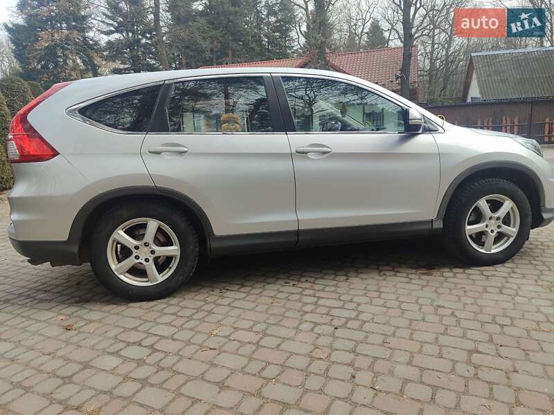 Позашляховик / Кросовер Honda CR-V 2015 в Трускавці