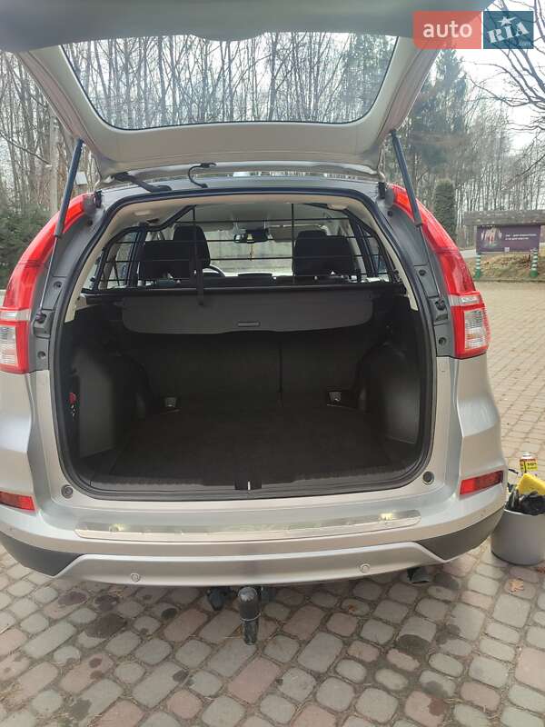 Позашляховик / Кросовер Honda CR-V 2015 в Трускавці