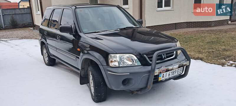Внедорожник / Кроссовер Honda CR-V 2000 в Боярке
