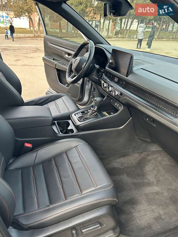 Внедорожник / Кроссовер Honda CR-V 2023 в Львове