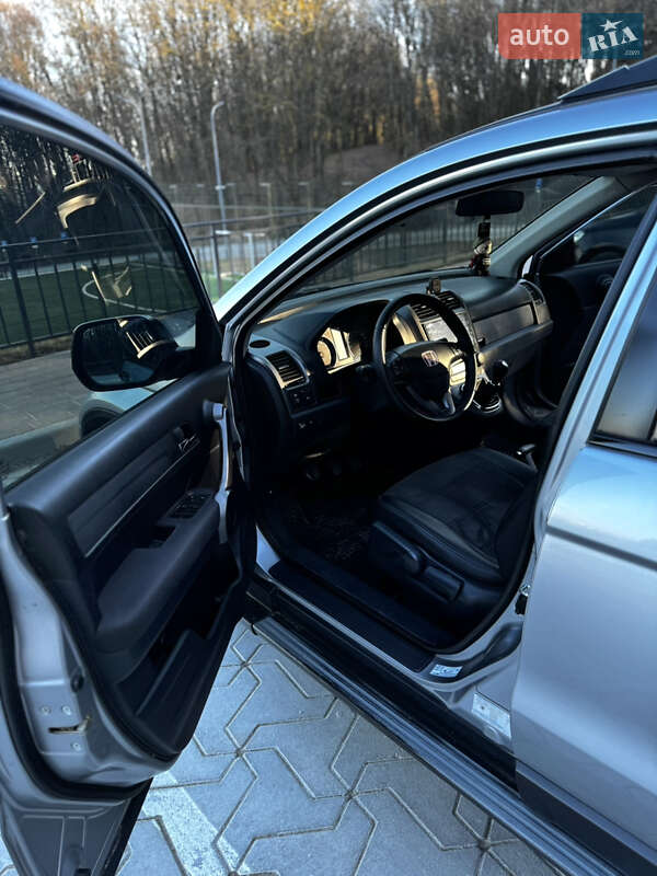 Внедорожник / Кроссовер Honda CR-V 2008 в Тернополе