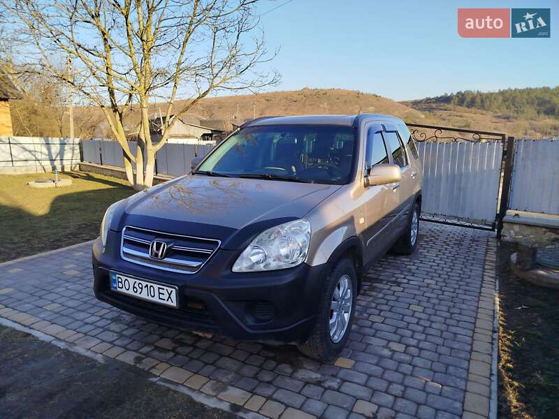 Внедорожник / Кроссовер Honda CR-V 2005 в Зборове