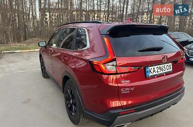Позашляховик / Кросовер Honda CR-V 2022 в 