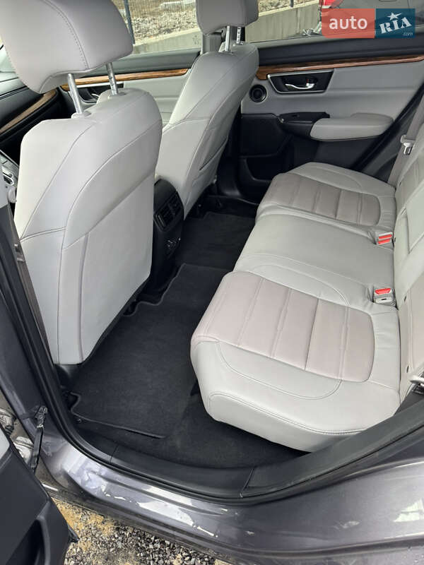 Внедорожник / Кроссовер Honda CR-V 2017 в Николаеве фото 12 Внедорожник / Кроссовер Honda CR-V 2017 в Николаеве