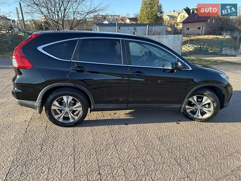 Позашляховик / Кросовер Honda CR-V 2015 в Трускавці