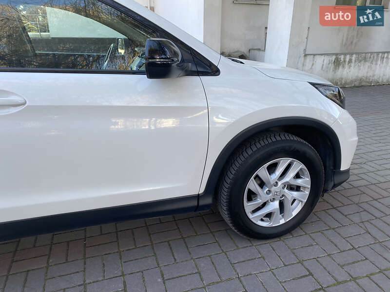 Внедорожник / Кроссовер Honda CR-V 2015 в Тернополе