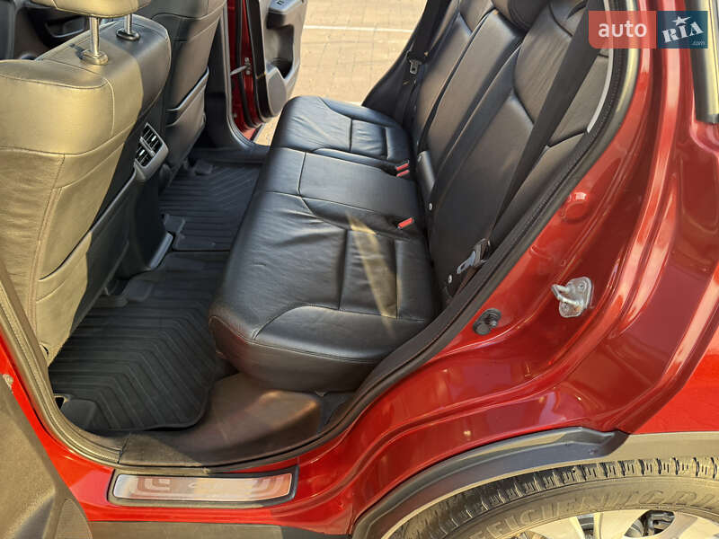 Позашляховик / Кросовер Honda CR-V 2014 в Житомирі