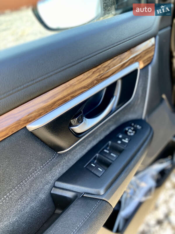 Внедорожник / Кроссовер Honda CR-V 2022 в Новояворовске