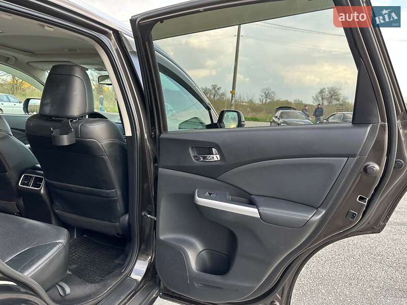 Позашляховик / Кросовер Honda CR-V 2015 в Запоріжжі