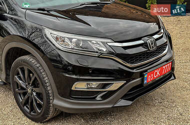 Позашляховик / Кросовер Honda CR-V 2016 в 