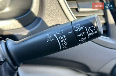 Внедорожник / Кроссовер Honda CR-V 2012 в 