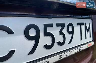 Позашляховик / Кросовер Honda CR-V 2012 в 